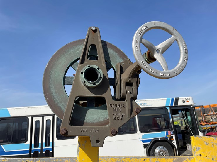 #203-•-sauber-single-axle-utility-trailer-(no-title)-image-26