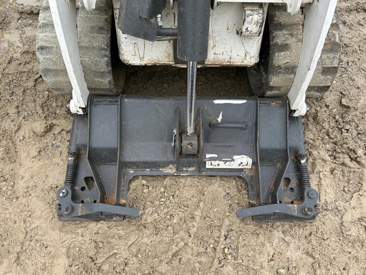 2023-bobcat-mt100-image-12