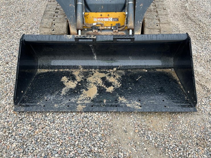 2020-deere-325g-image-9