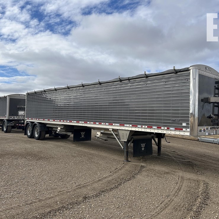 2025 WILSON GRAIN TRAILER