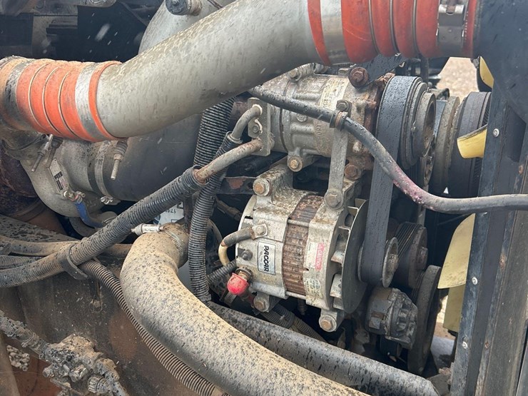 2007-kenworth-t300-image-51