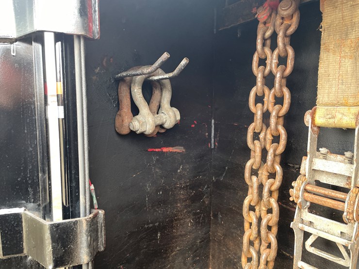 1989-peterbilt-379-image-30