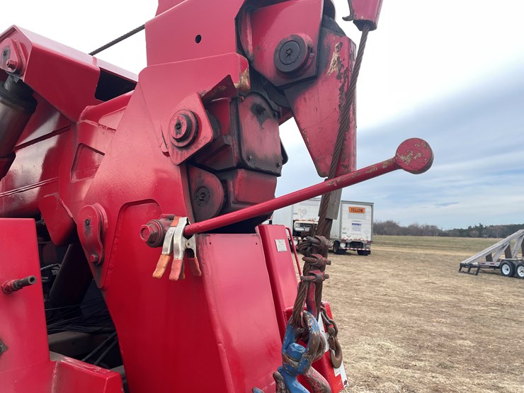 1989-peterbilt-379-image-17