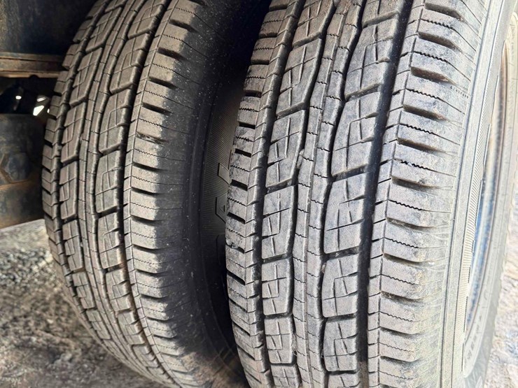 20-ton-tag-along-equipment-trailer-image-11