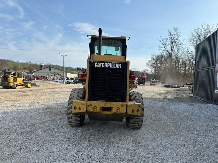 caterpillar-it28f-image-3