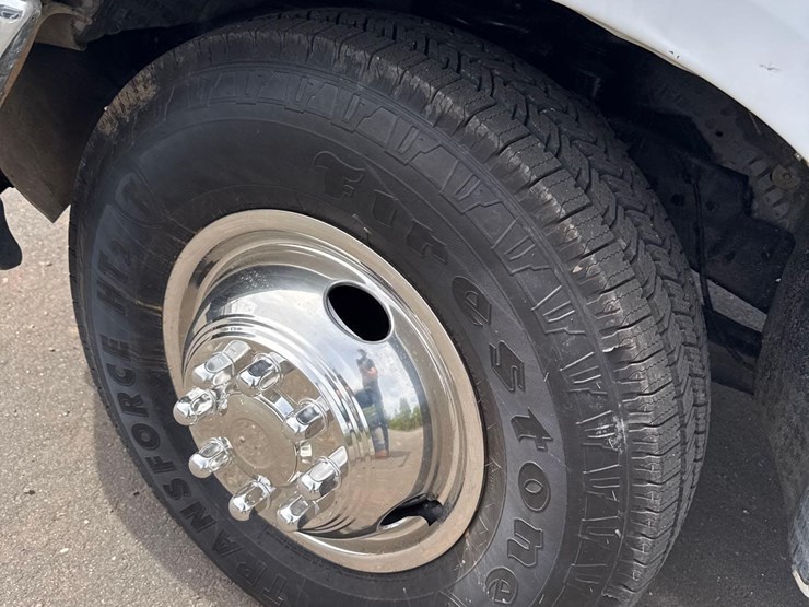 1999-ford-f350-image-22