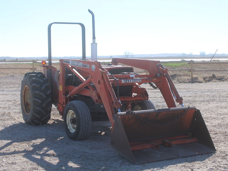 1989-case-ih-685-image-3