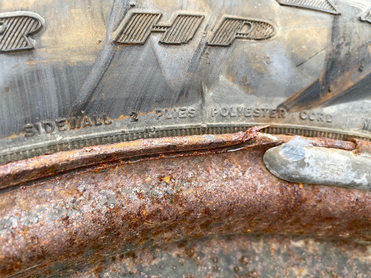 #3926-•-(6)-spare-rims-and-tires-image-29