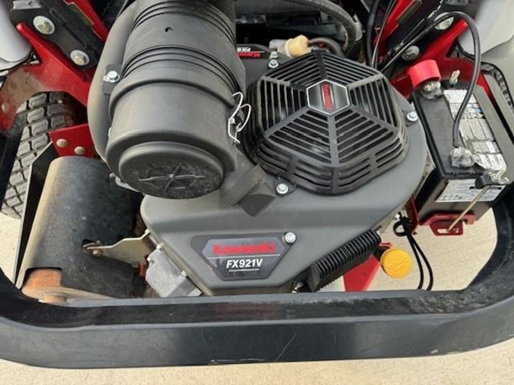 2022-exmark-lzx921gka726a1-43327-image-3