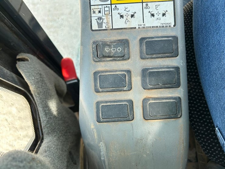 2021-bobcat-e35-image-26