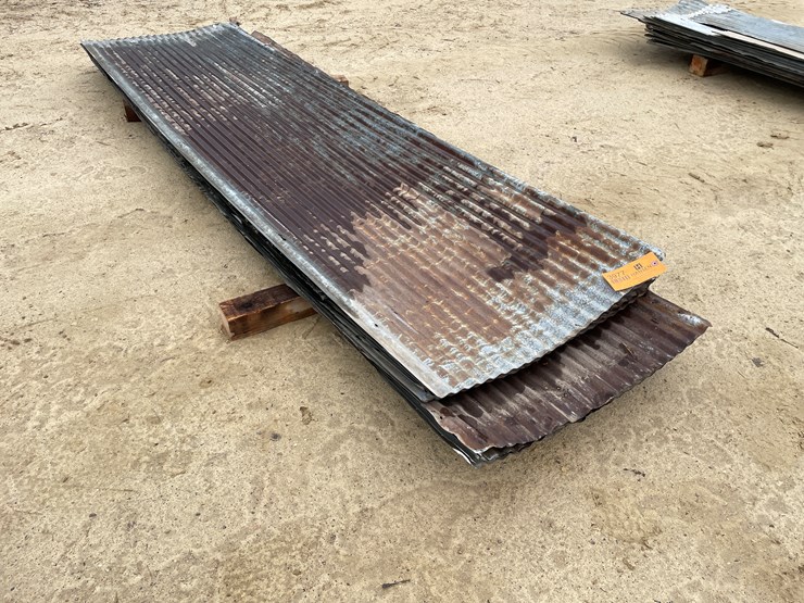 #3977-•-(16)-corrugated-steel-siding-image-2