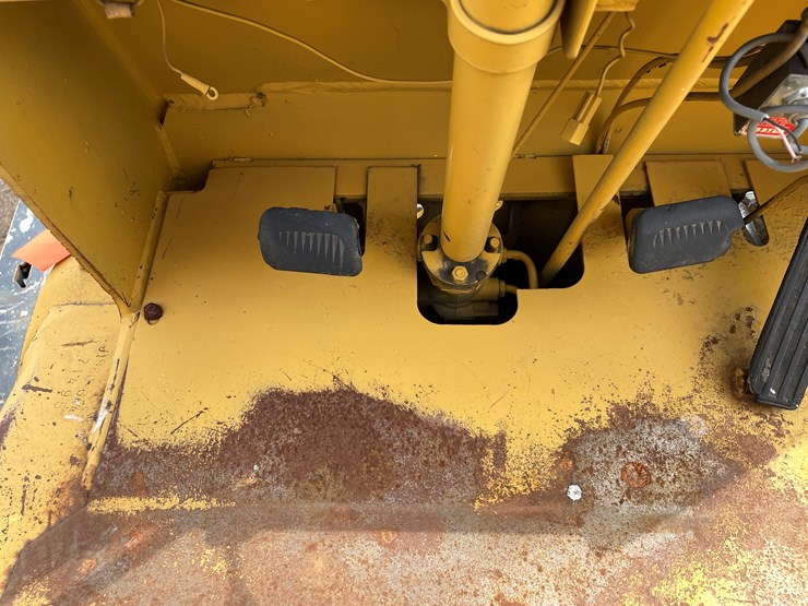 #170-•-baker-5000-lbs.-gasoline-powered-forklift-image-17