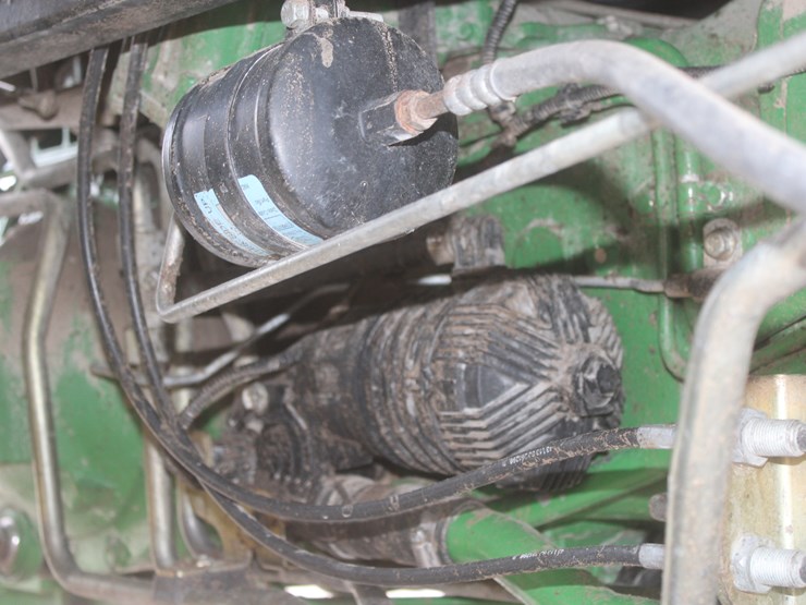 2013-john-deere-5100e-image-69