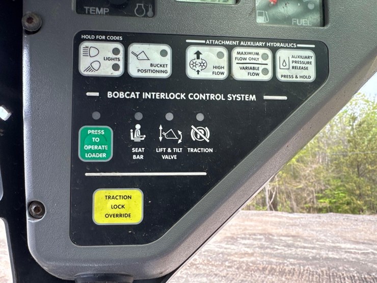 2007-bobcat-s250-image-20