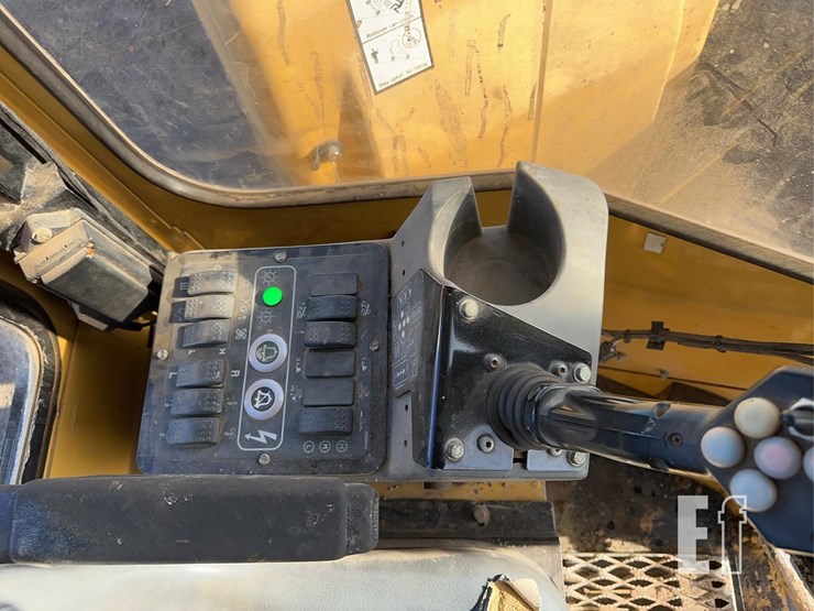 2013-vermeer-navigator-d36x50-image-50