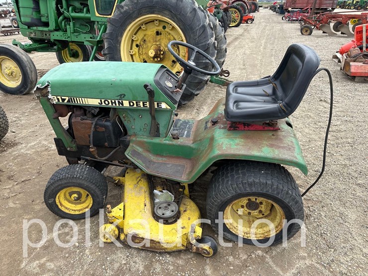 john-deere-317-image-3