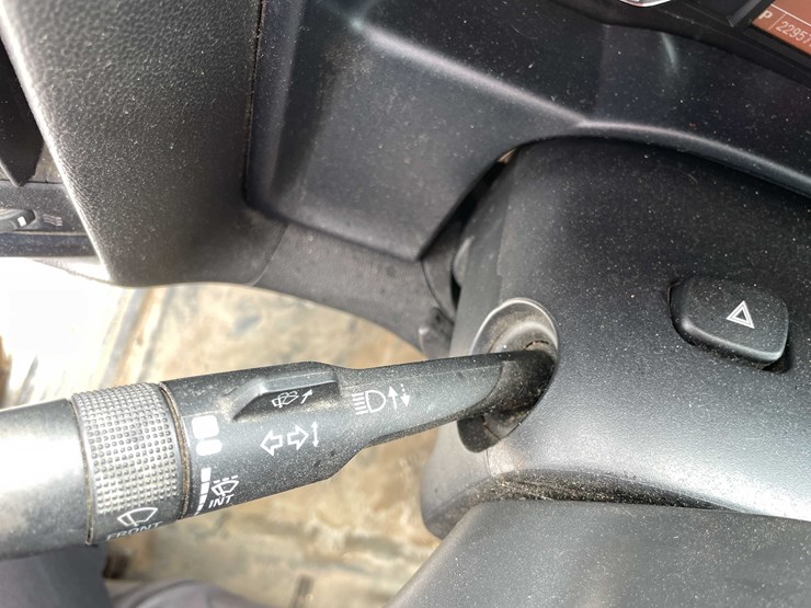 2014-chevrolet-1500-image-65