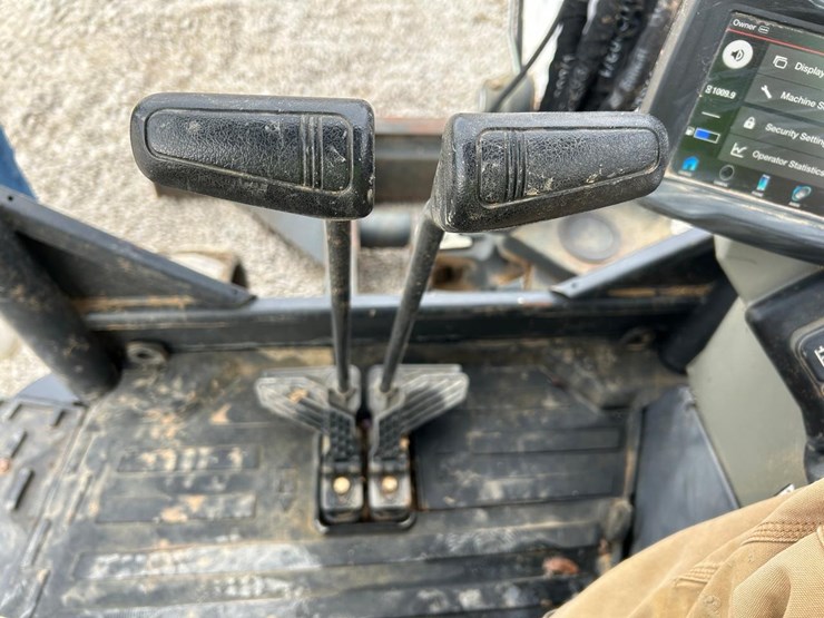 2022-bobcat-e42-image-24