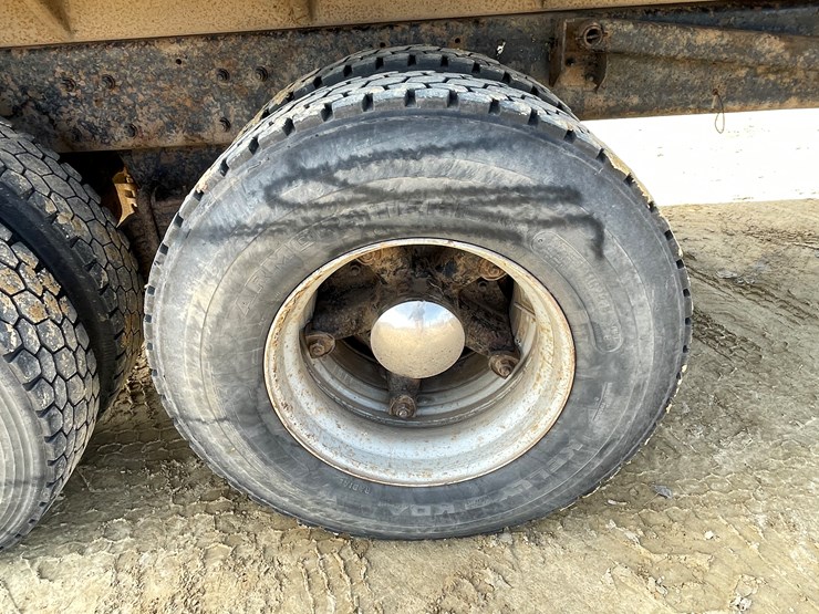 #401-•-1991-mac-rb688s-dump-truck-(has-mn-title)-image-128