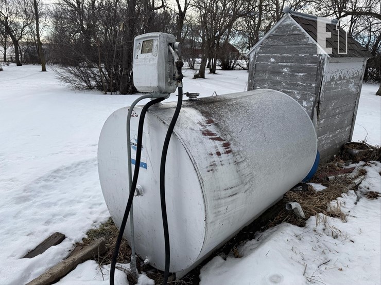 560-gal.-gas-tank-image-2