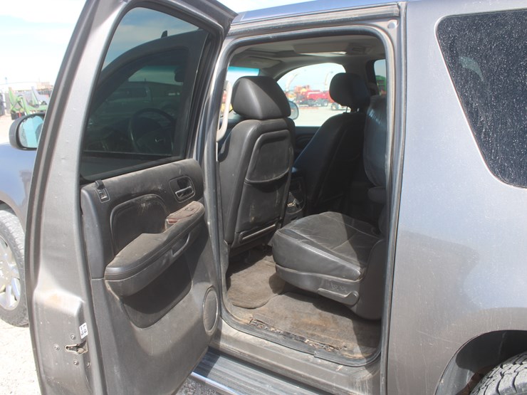 2012-gmc-yukon-image-18