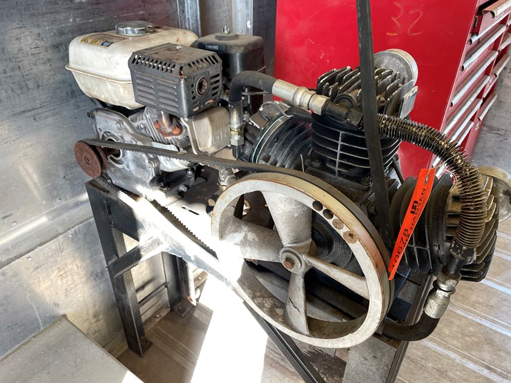 #10696-•-gas-powered-air-compressor-image-4