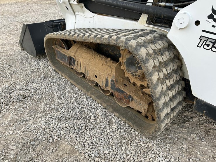 2019-bobcat-t550-image-17