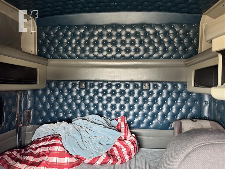 1998-kenworth-t600-image-38