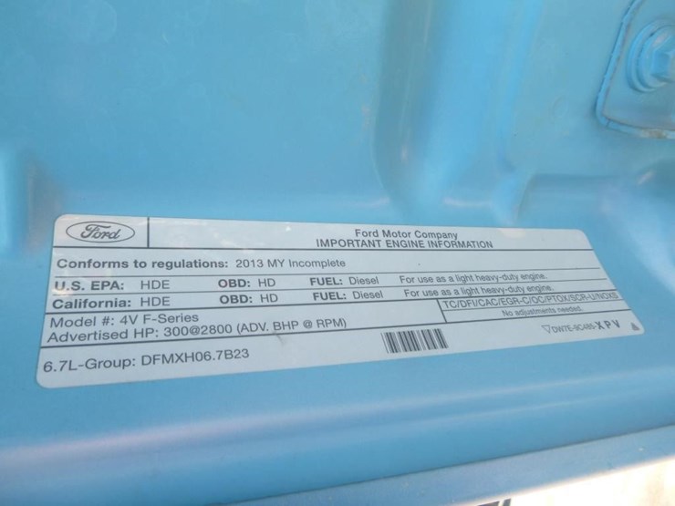 2013-ford-f550-image-24