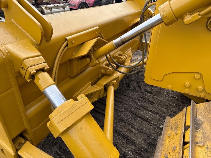 1981-caterpillar-d6d-image-11