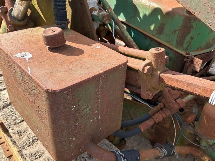 john-deere-420-image-13