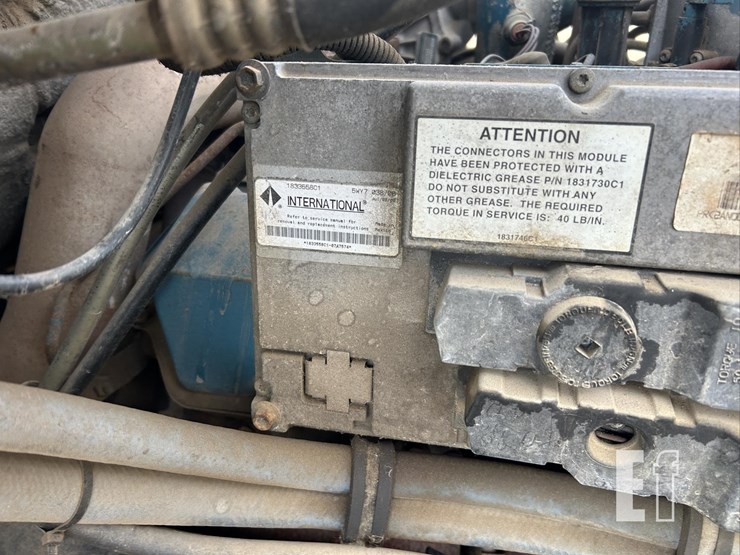 2002-international-4700-image-43
