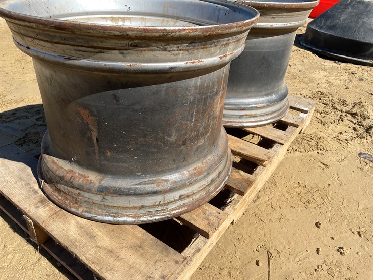 #3955-•-(2)-22.5-steel-semi-rims-image-12