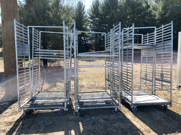 #3965-•-(6)-metal-greenhouse-rolling-racks-image-2