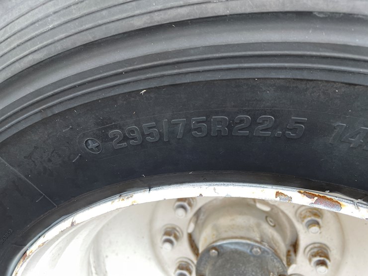 #153-•-2006-reitnouer-48'-aluminum-semi-truck-deck-over-trailer-(has-wi-title)-image-38