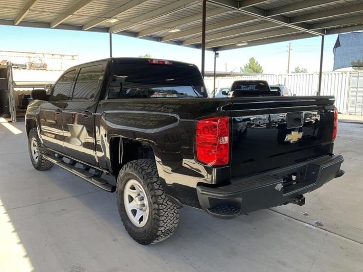 2018-chevrolet-silverado-1500-image-5
