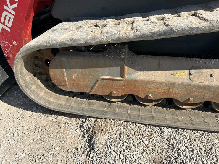 2020-takeuchi-tl12r2-image-17