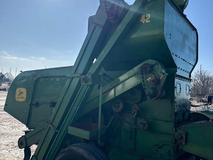 john-deere-42-image-4