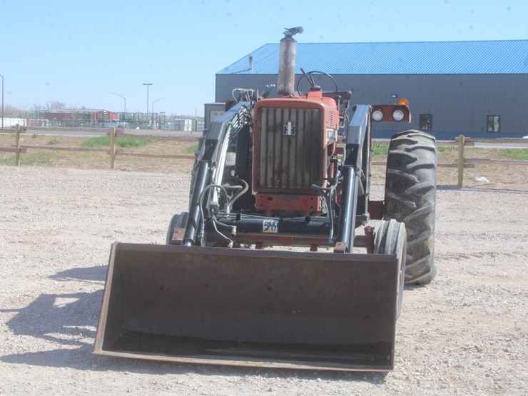 1966-international-706-image-2