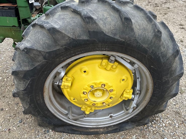 john-deere-420-image-8