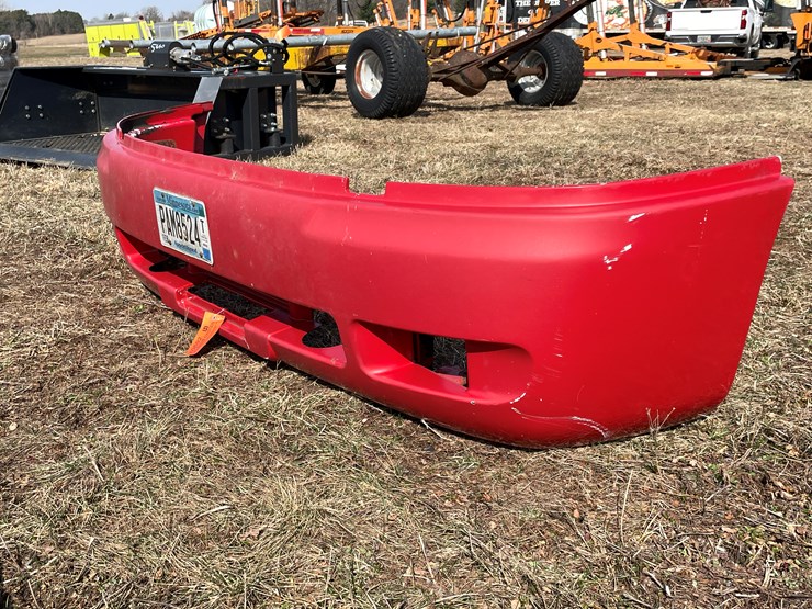 #10692-•-peterbilt-semi-truck-front-bumper-image-1