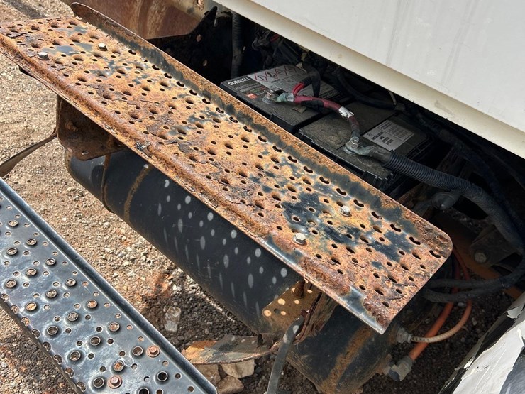 2005-international-4300-image-16