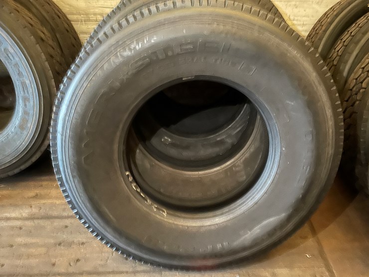 #10743-•-(4)-recapped-semi-tires-image-2