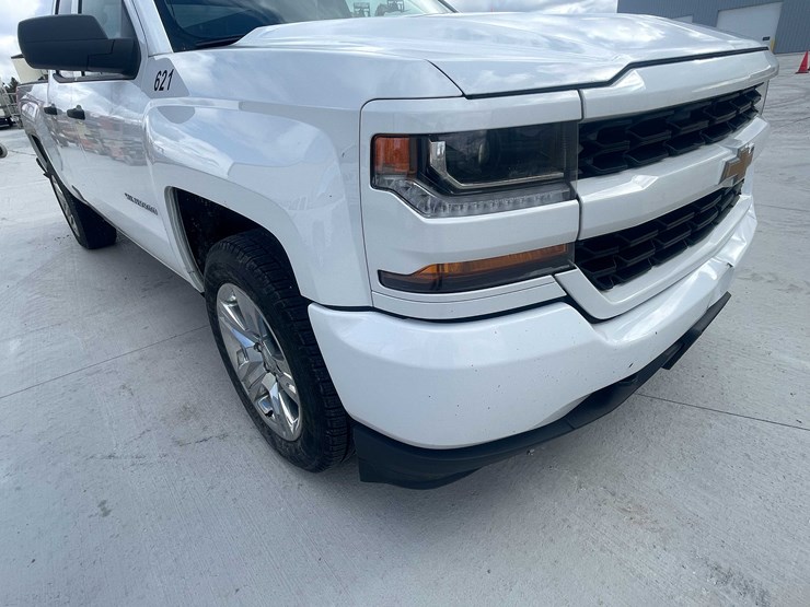2017-chevrolet-1500-image-14