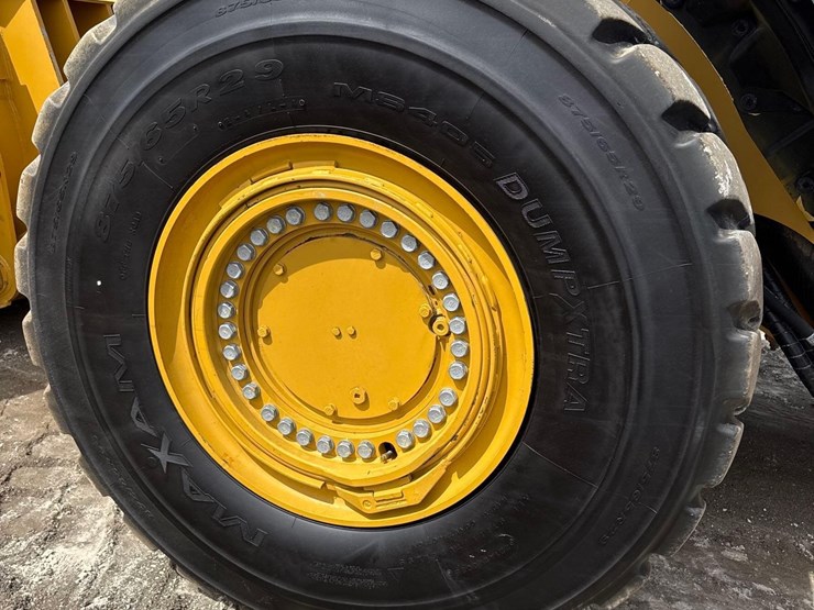 2022-caterpillar-982m-image-22