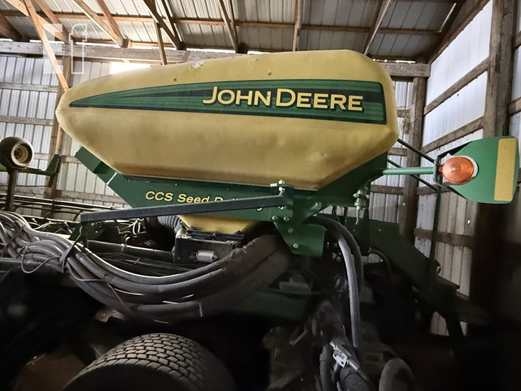 2010-john-deere-db60-image-17