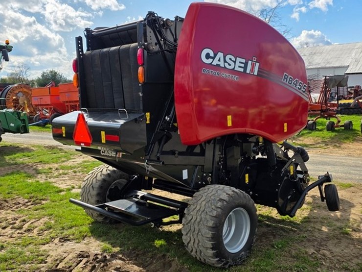 2023-case-ih-rb455-image-4
