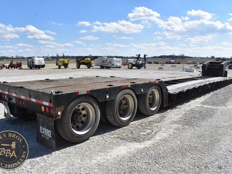 2014-muv-all-lowboy-image-7