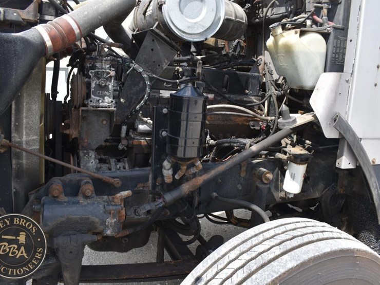 1995-kenworth-t800-image-23