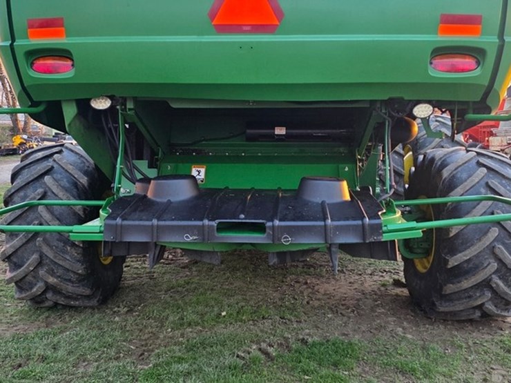 2013-john-deere-s680-image-25